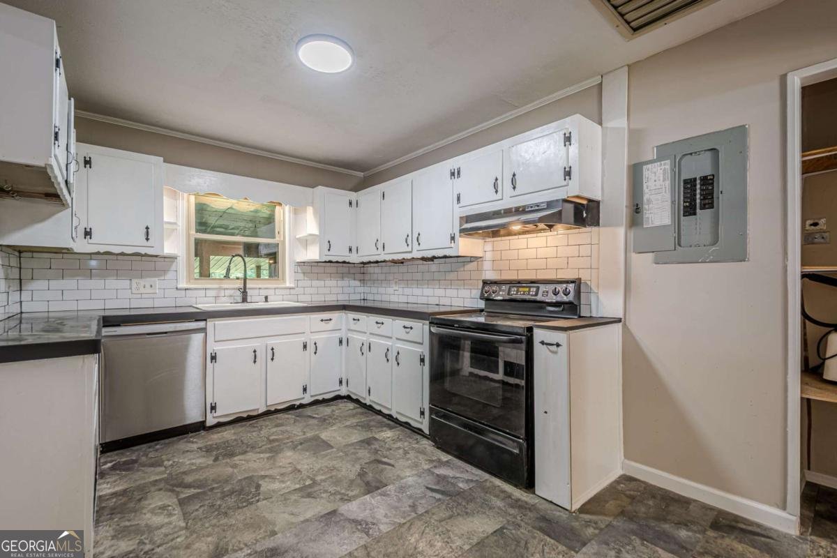 151 Ridgeway Road Canton - 16