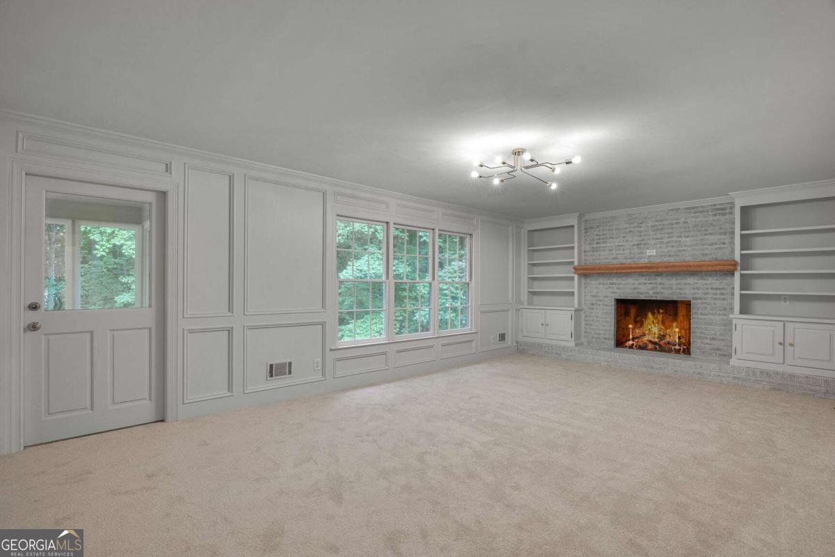 11395 West Road Roswell - 16
