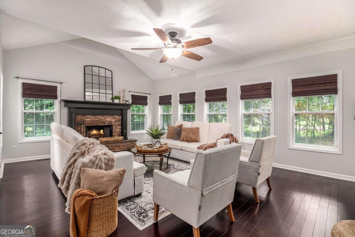25 Grange Court Sharpsburg - 4