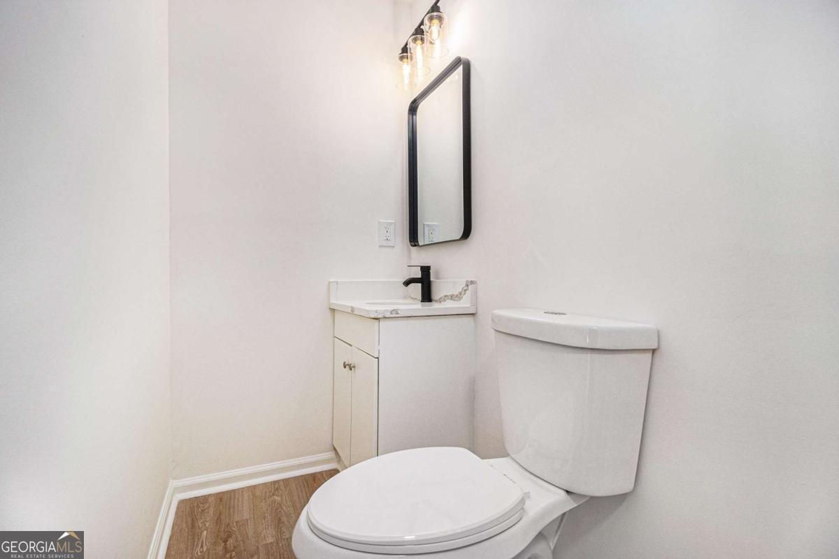 594 Waynes Court Atlanta - 5