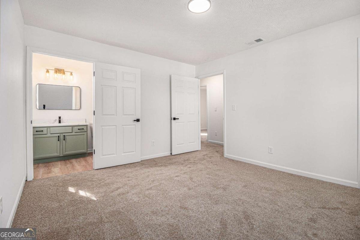 594 Waynes Court Atlanta - 8