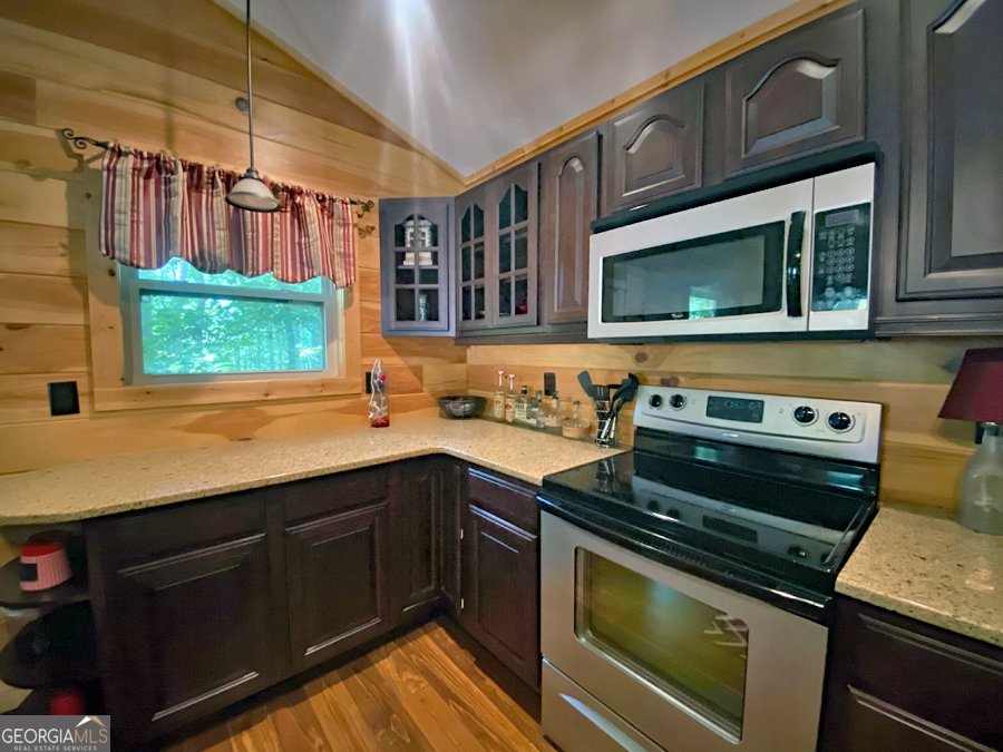 200 Lake View Drive Lavonia - 12