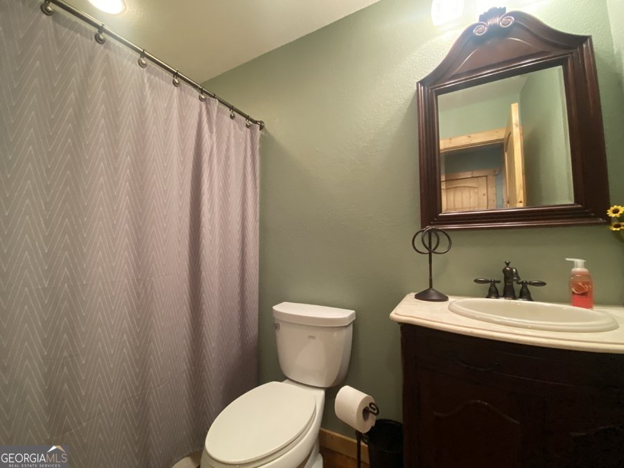 200 Lake View Drive Lavonia - 8