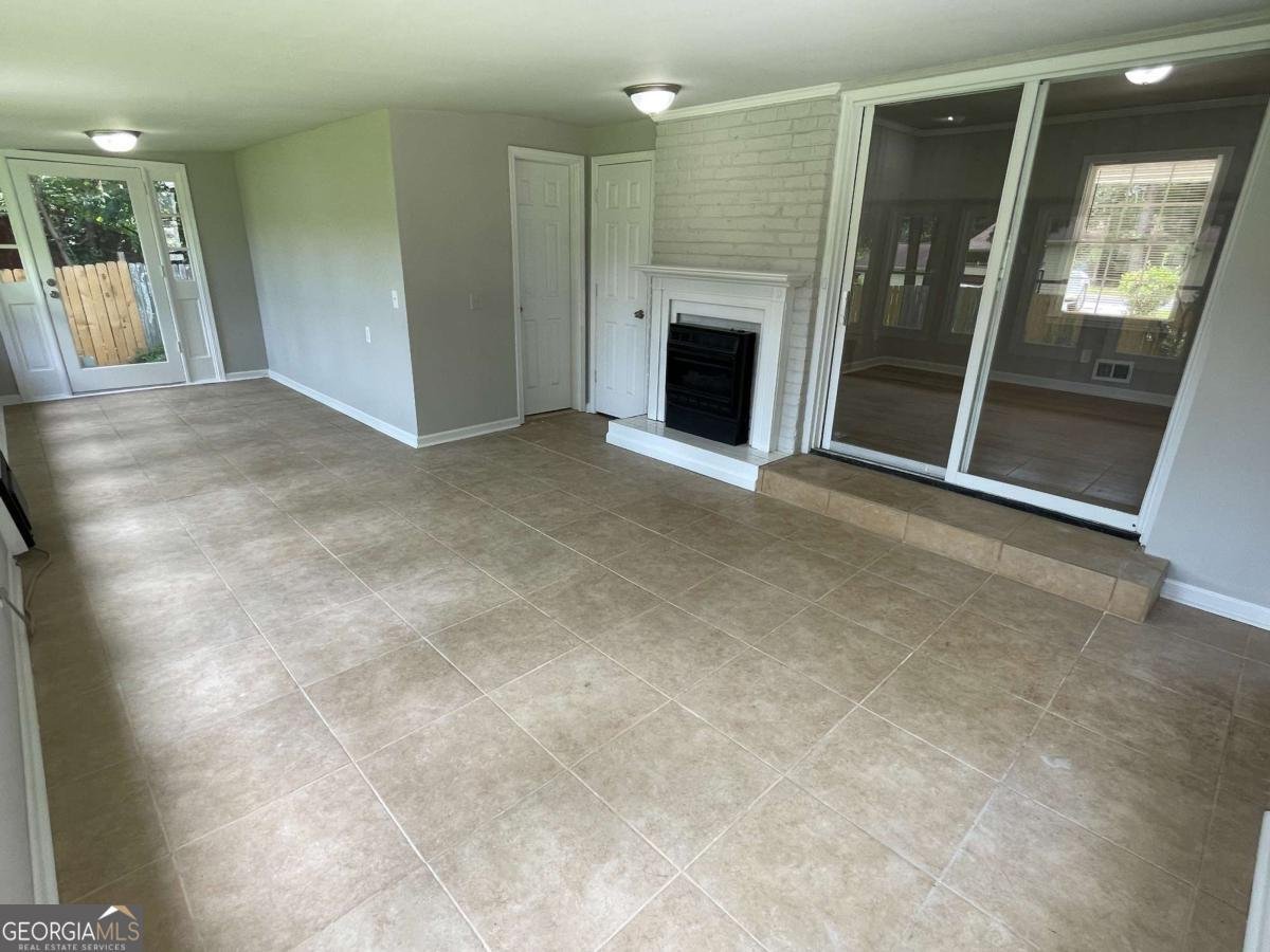 6433 Ardmoor Drive Jonesboro - 2