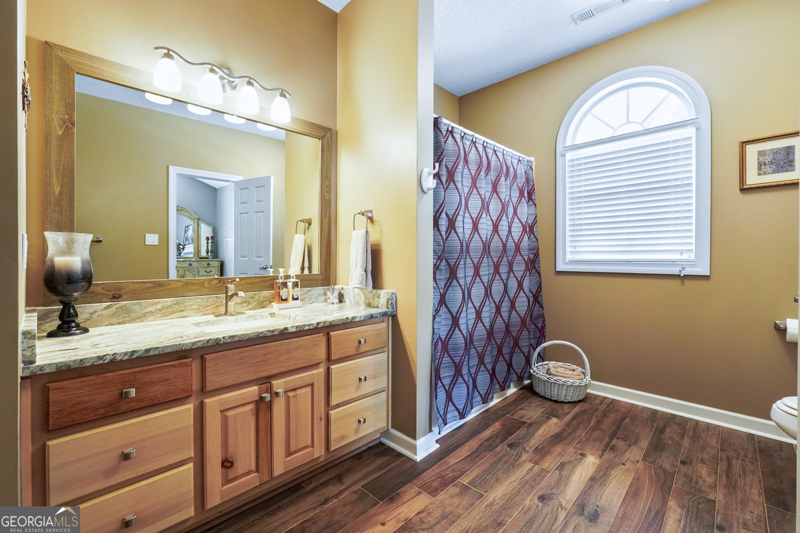 3806 Bill Gardner Parkway Locust Grove - 42