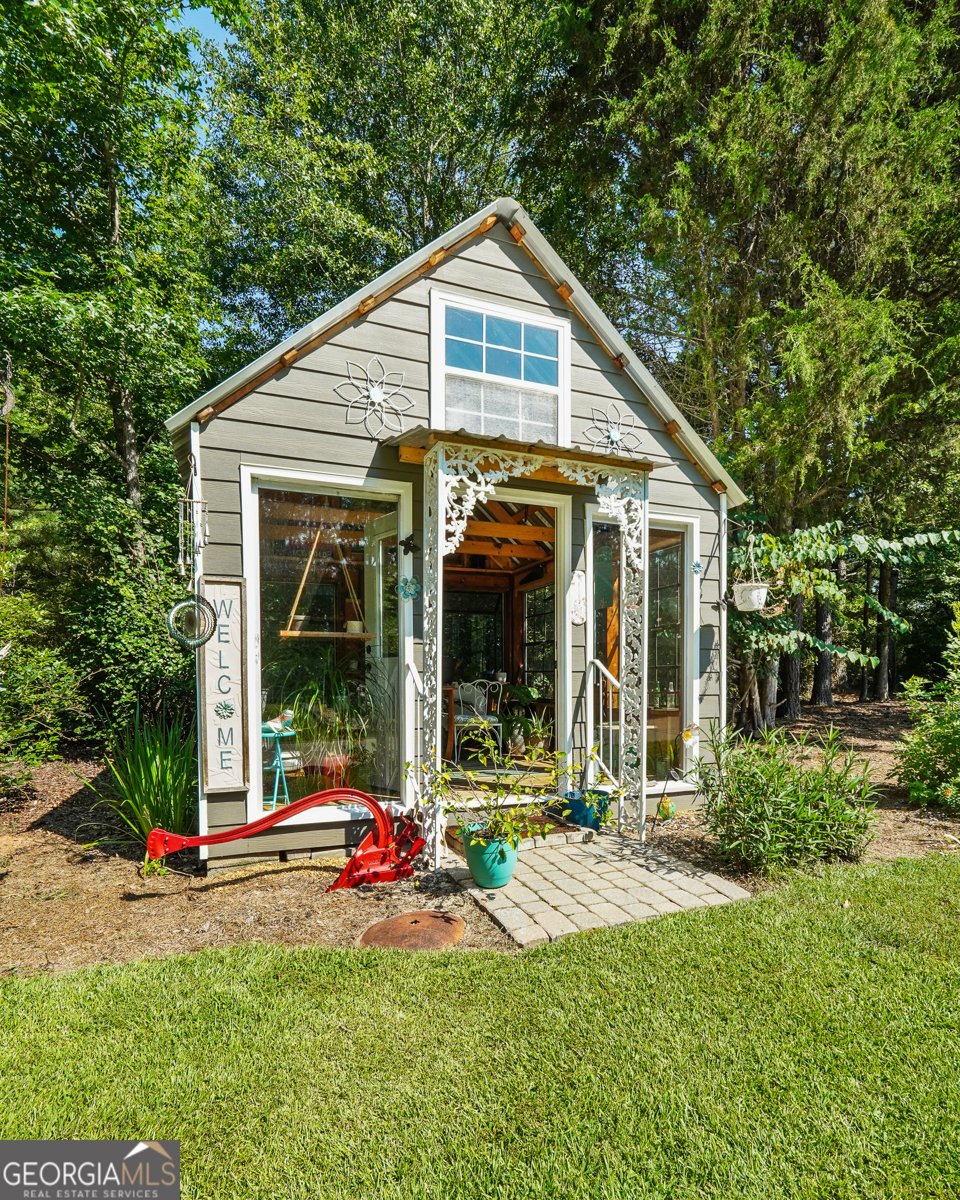 3806 Bill Gardner Parkway Locust Grove - 64