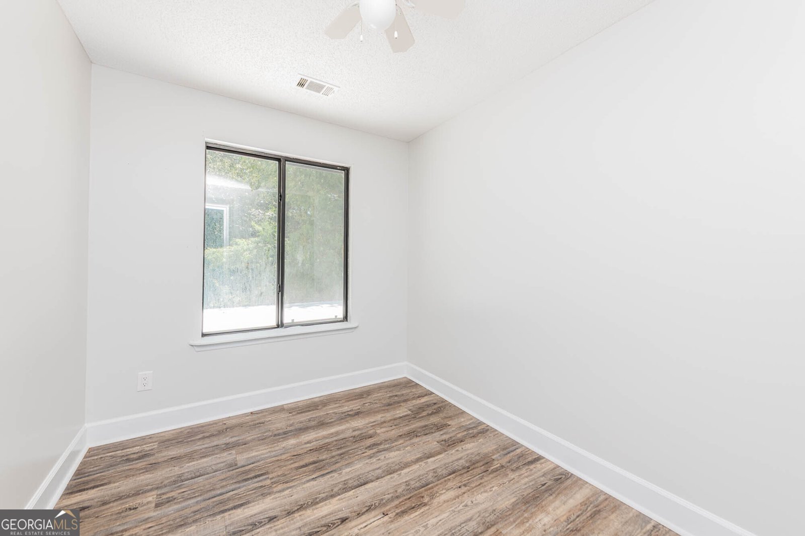 105 Maple Glen Court Centerville - 27
