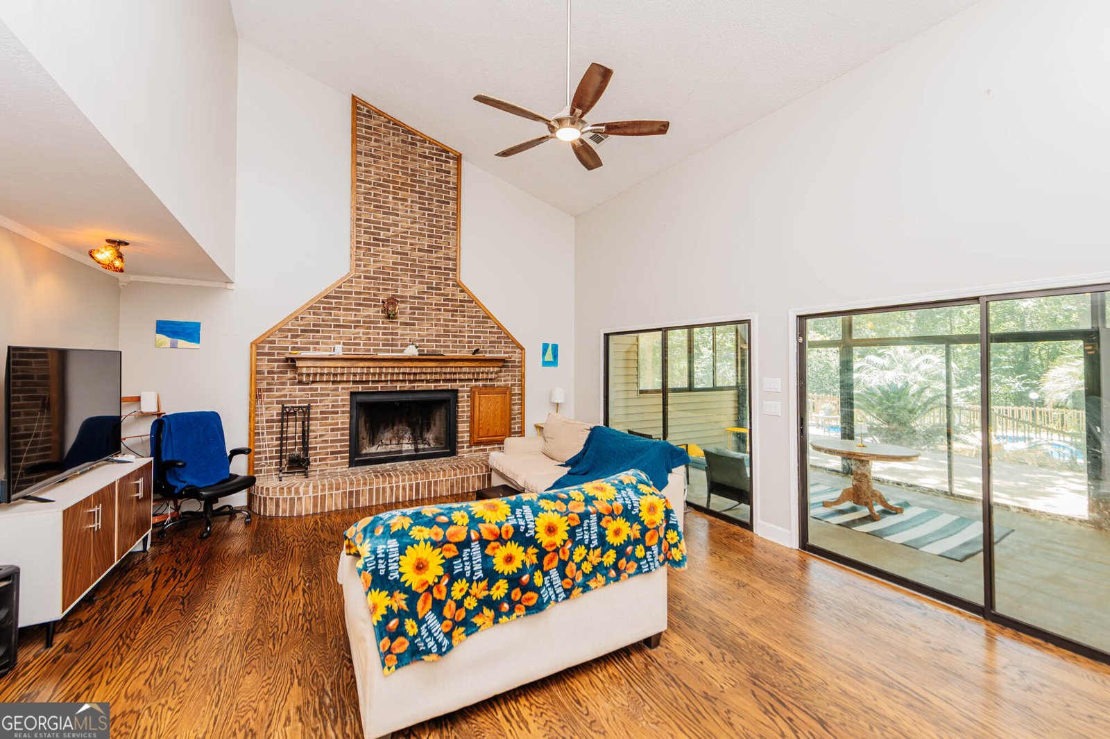 105 Maple Glen Court Centerville - 40