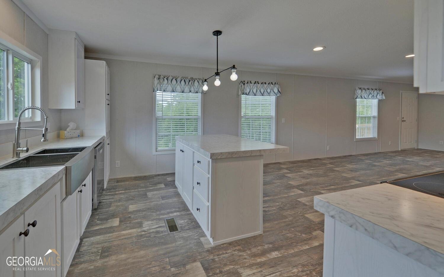 102 Meadowlark Lane Toccoa - 16
