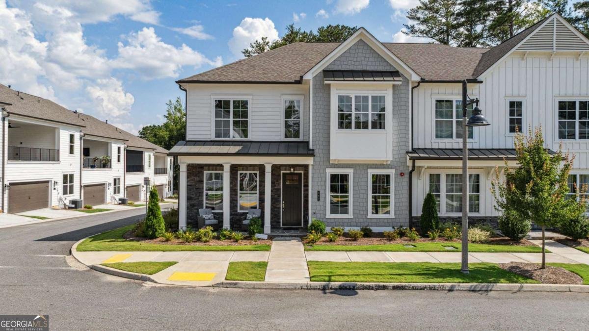 163 Kingwood Drive Woodstock - 2