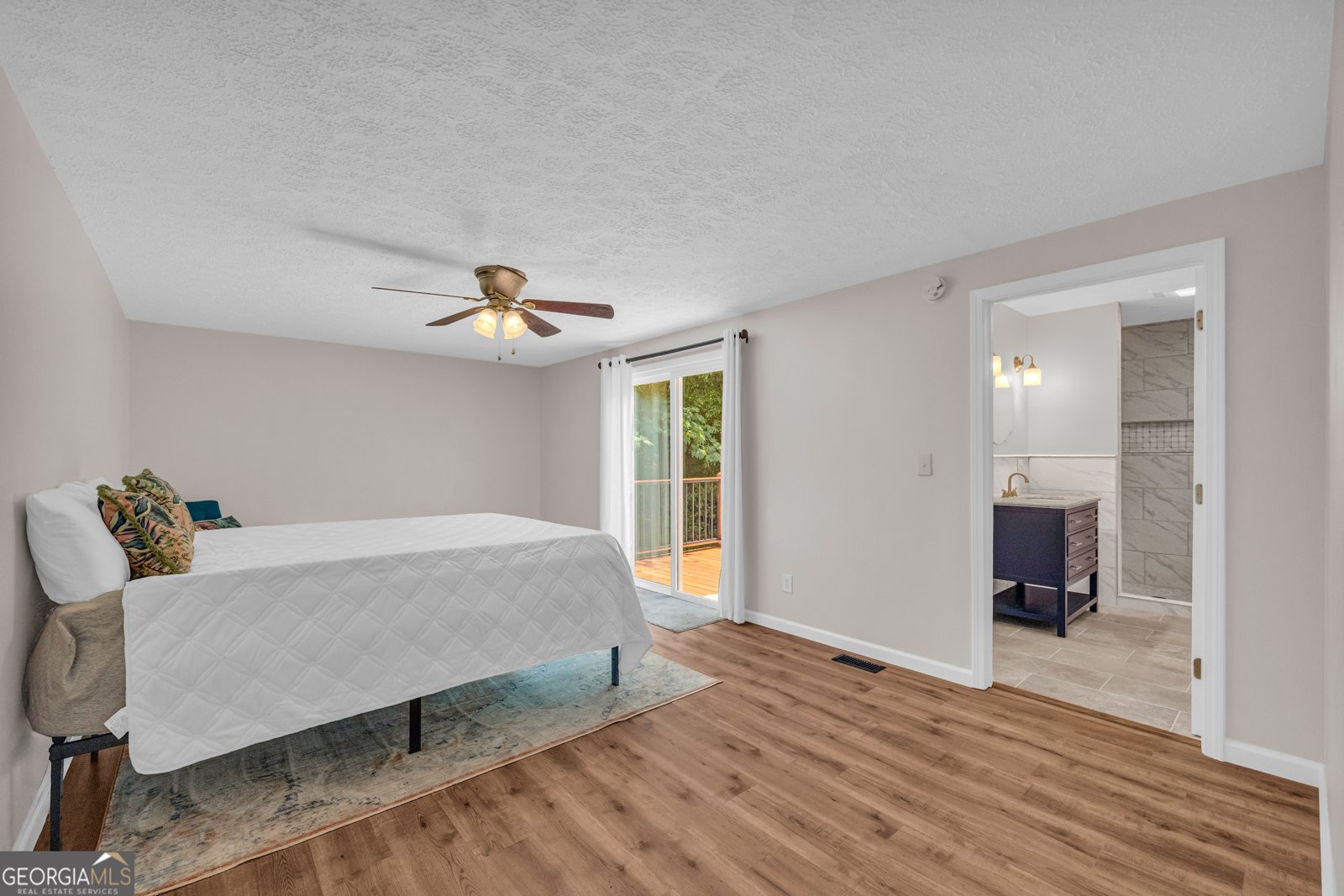1813 Currahee Street Toccoa - 22