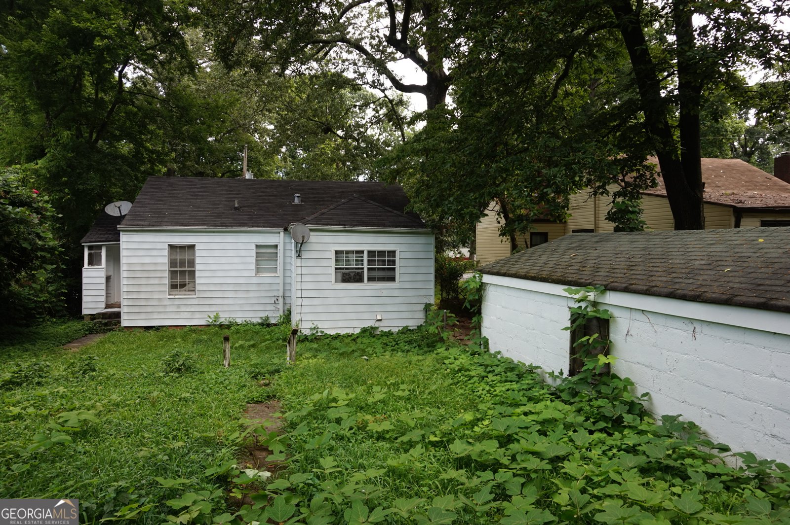 1472 Elizabeth Lane East Point - 4