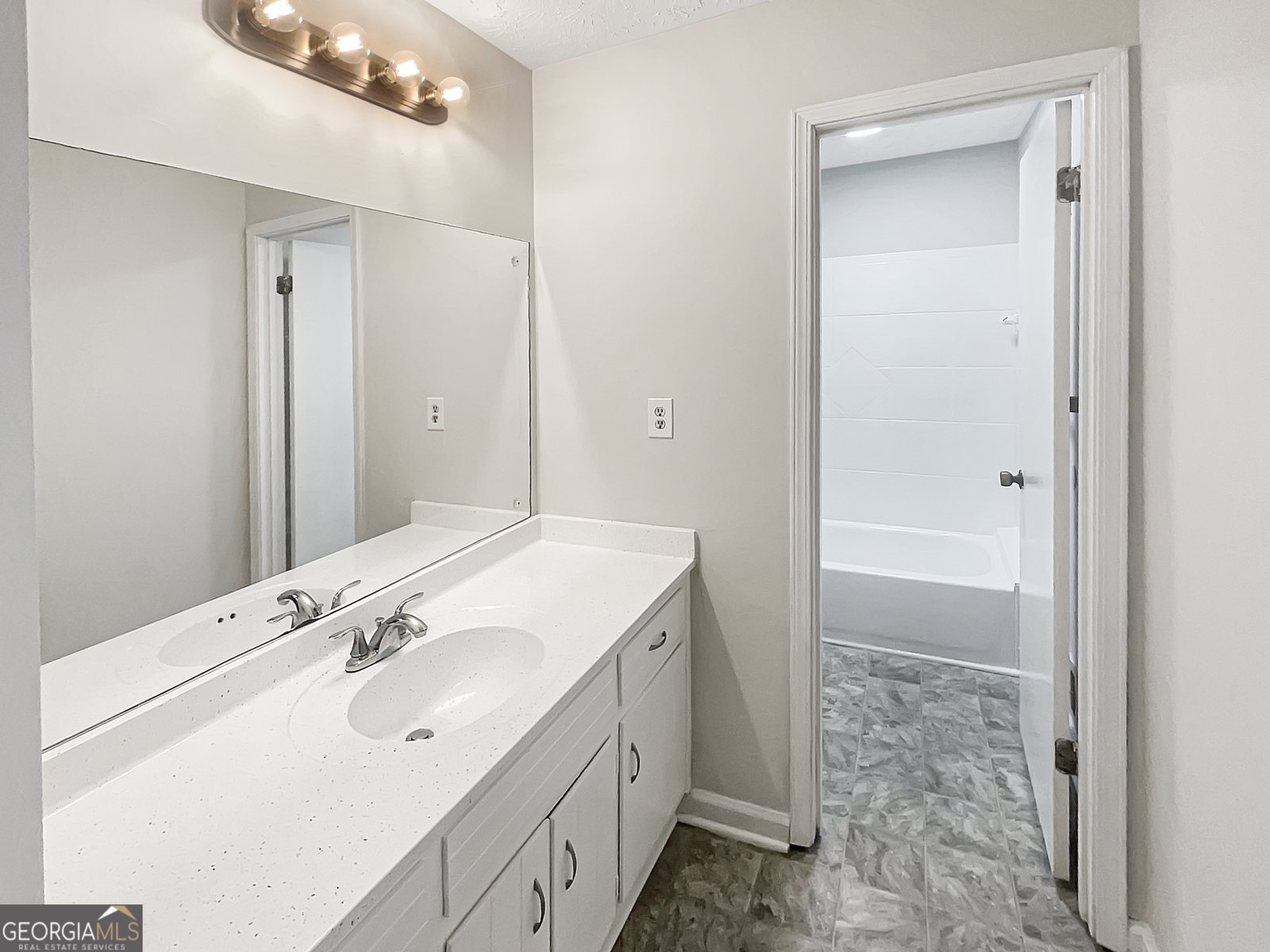 1661 Fieldgreen Overlook Stone Mountain - 10