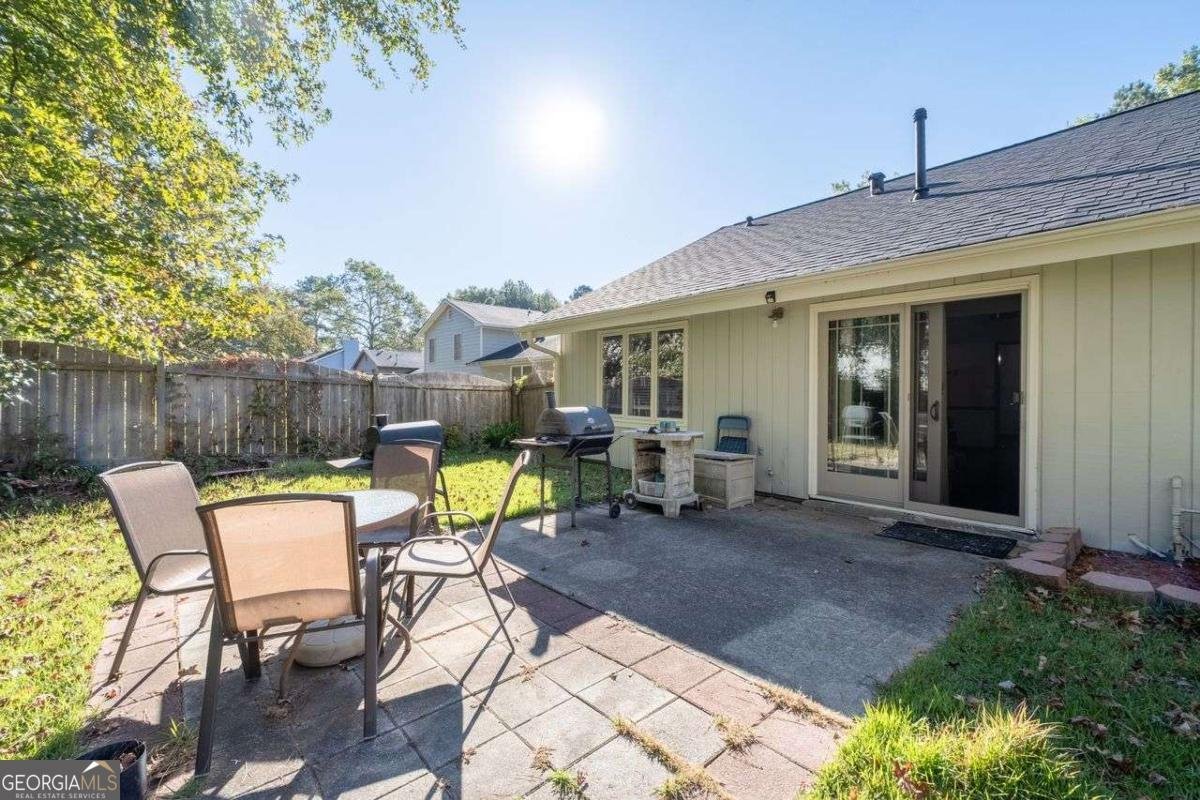 5934 DESHON Court Lithonia - 22