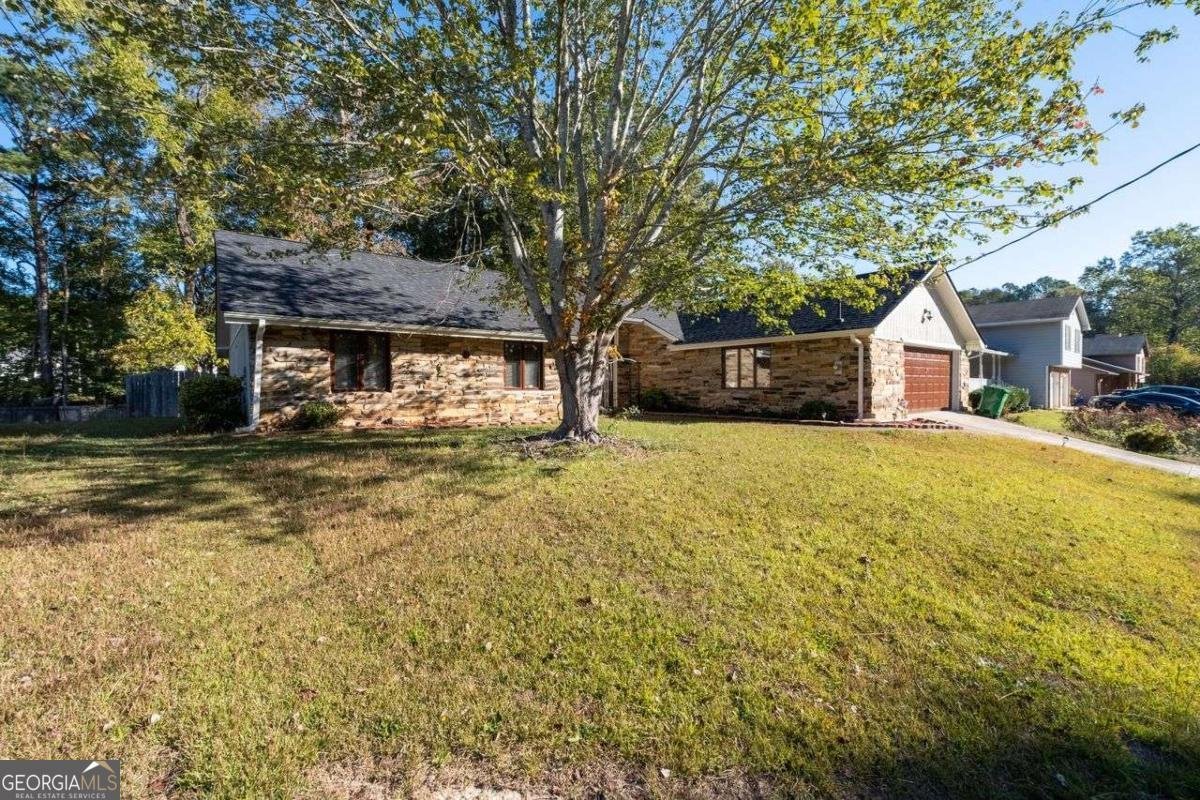5934 DESHON Court Lithonia - 3