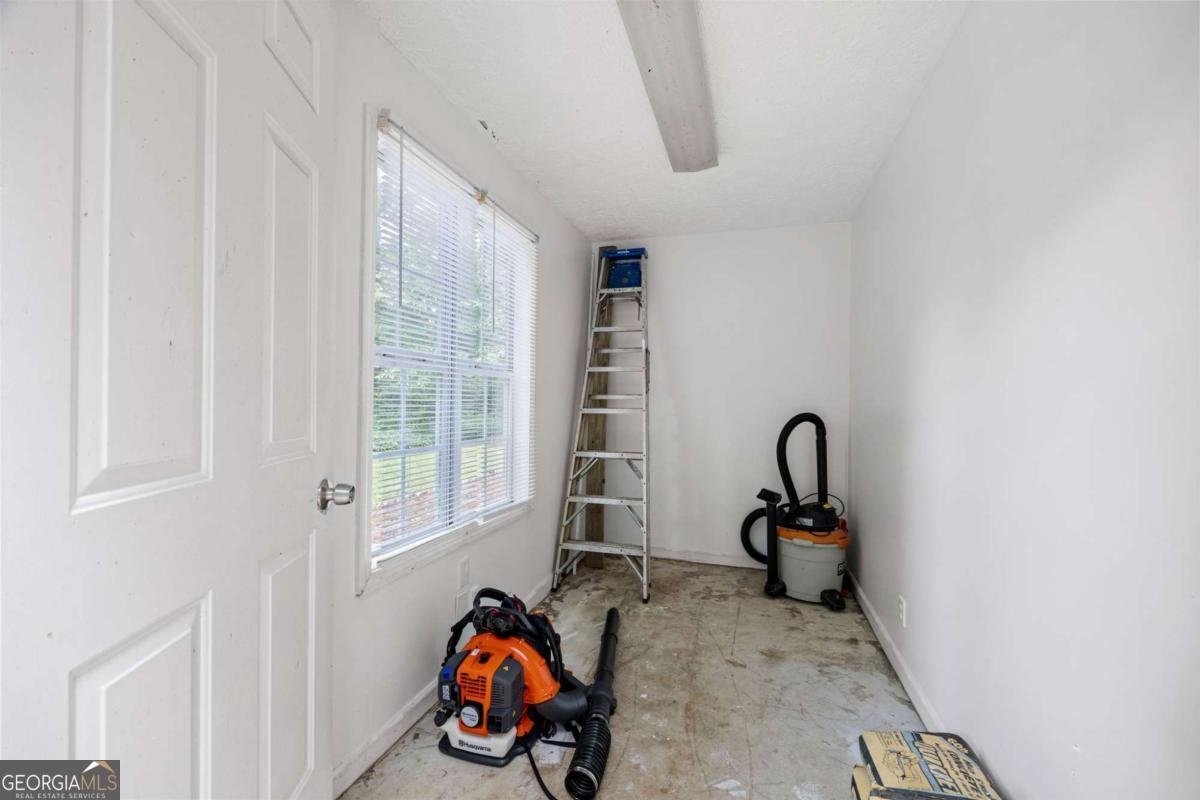 503 Azalea Court Woodstock - 21