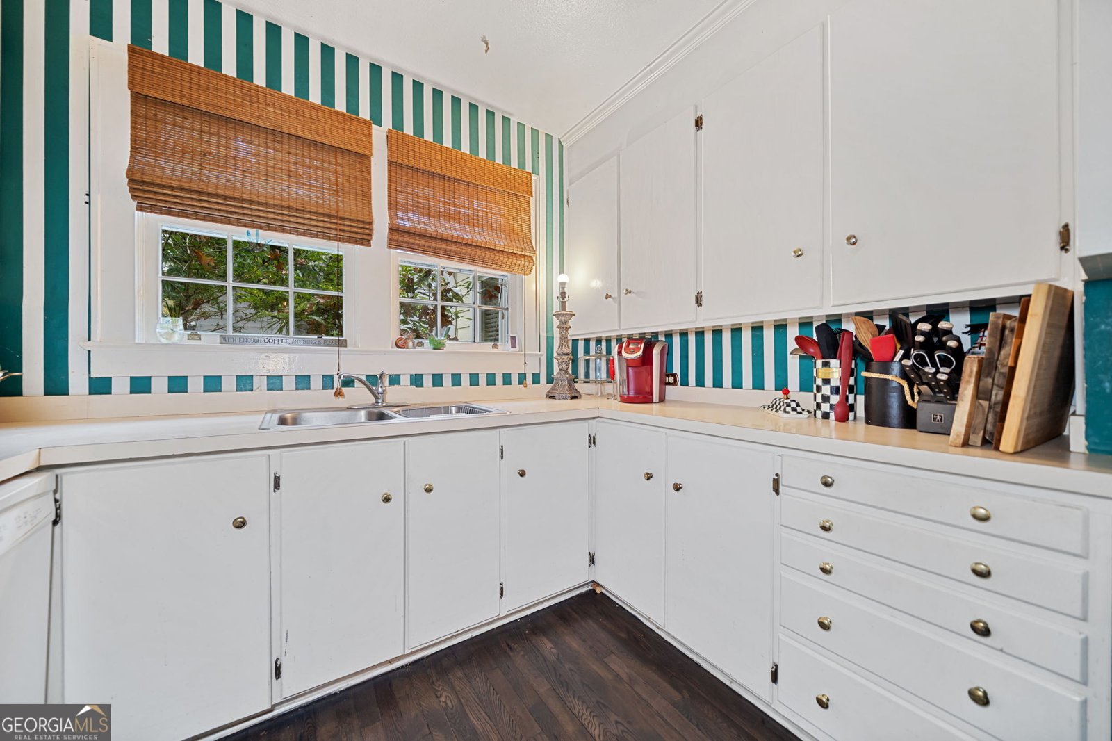 1047 LANIER Avenue Gainesville - 30