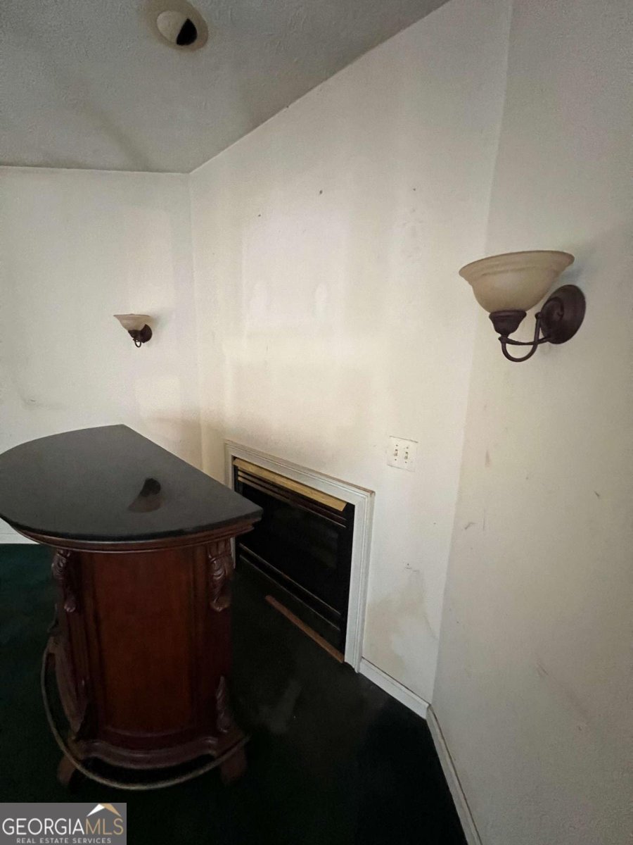 45 Spinks Road Temple - 10