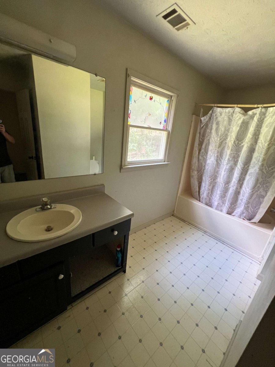 45 Spinks Road Temple - 15