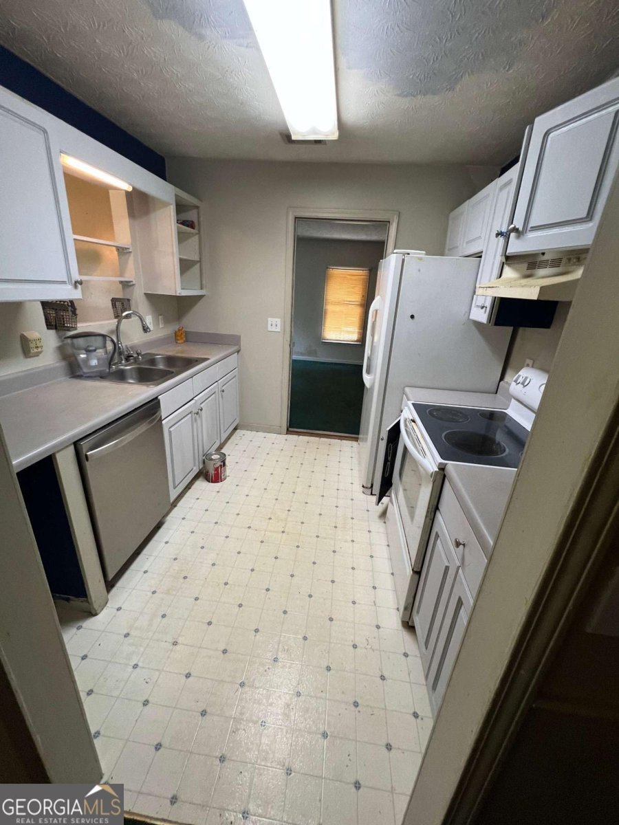 45 Spinks Road Temple - 2
