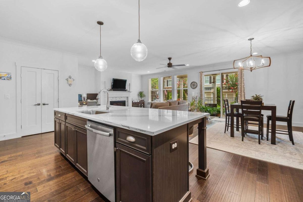 415 Bellehaven Lane Woodstock - 6
