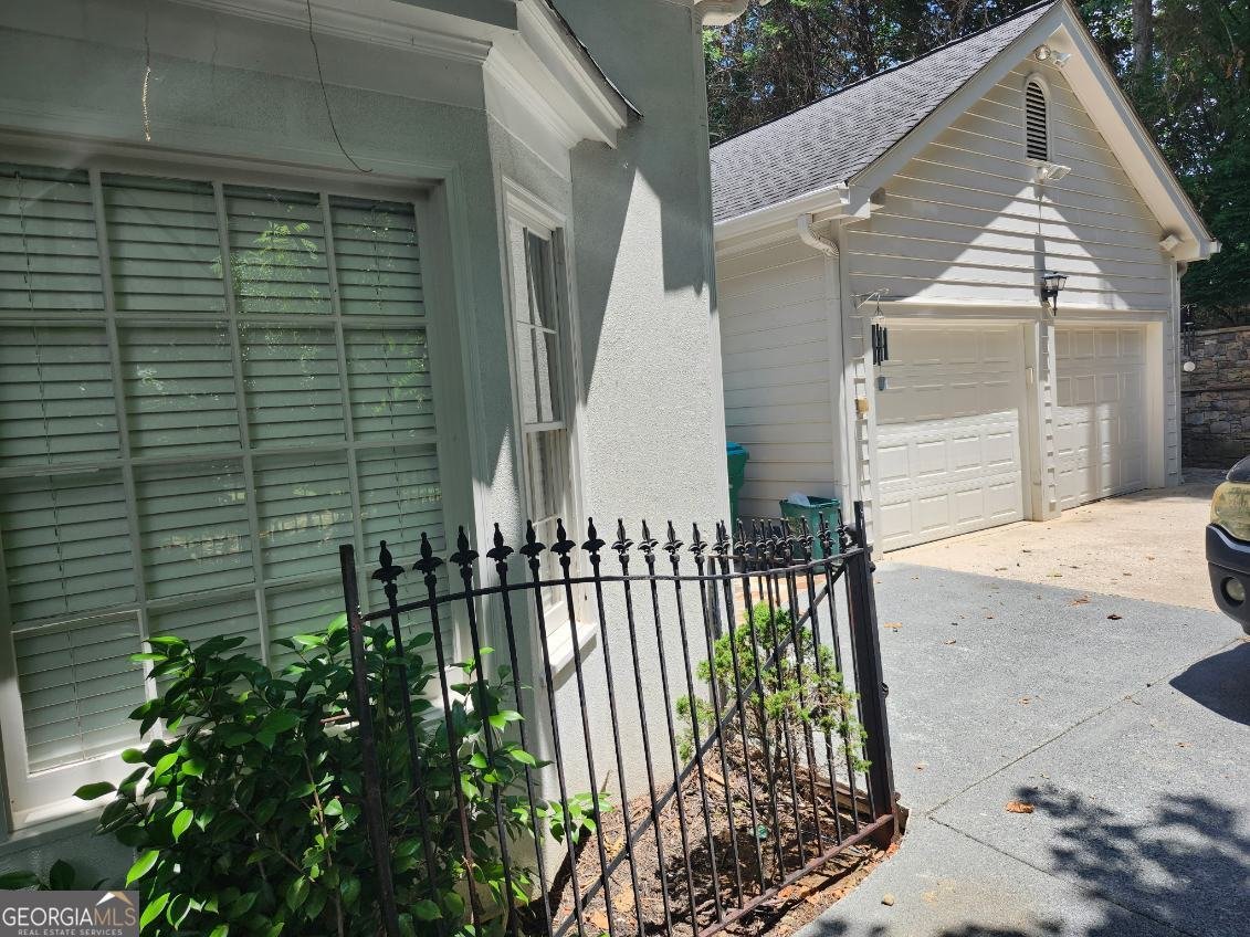 640 Belgrave Lane Tucker - 30