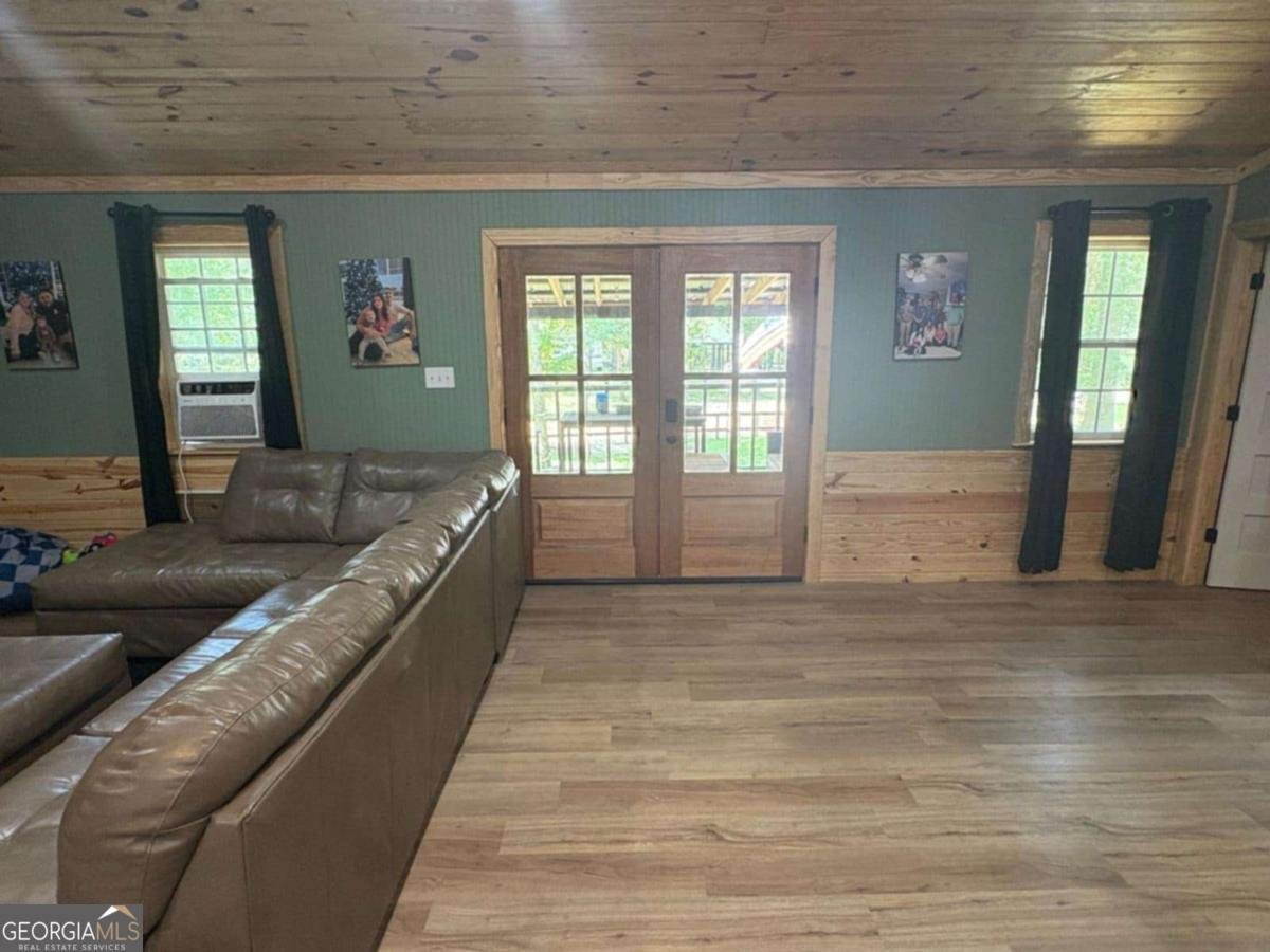 1347 Eagles Point Surrency - 13