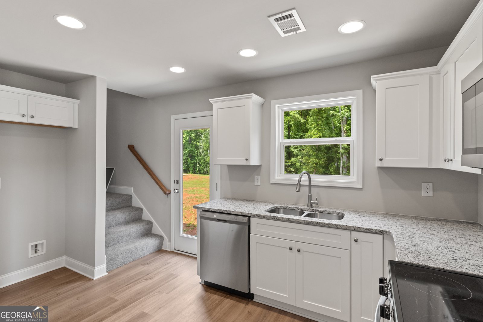130 Glenview Way Thomaston - 11