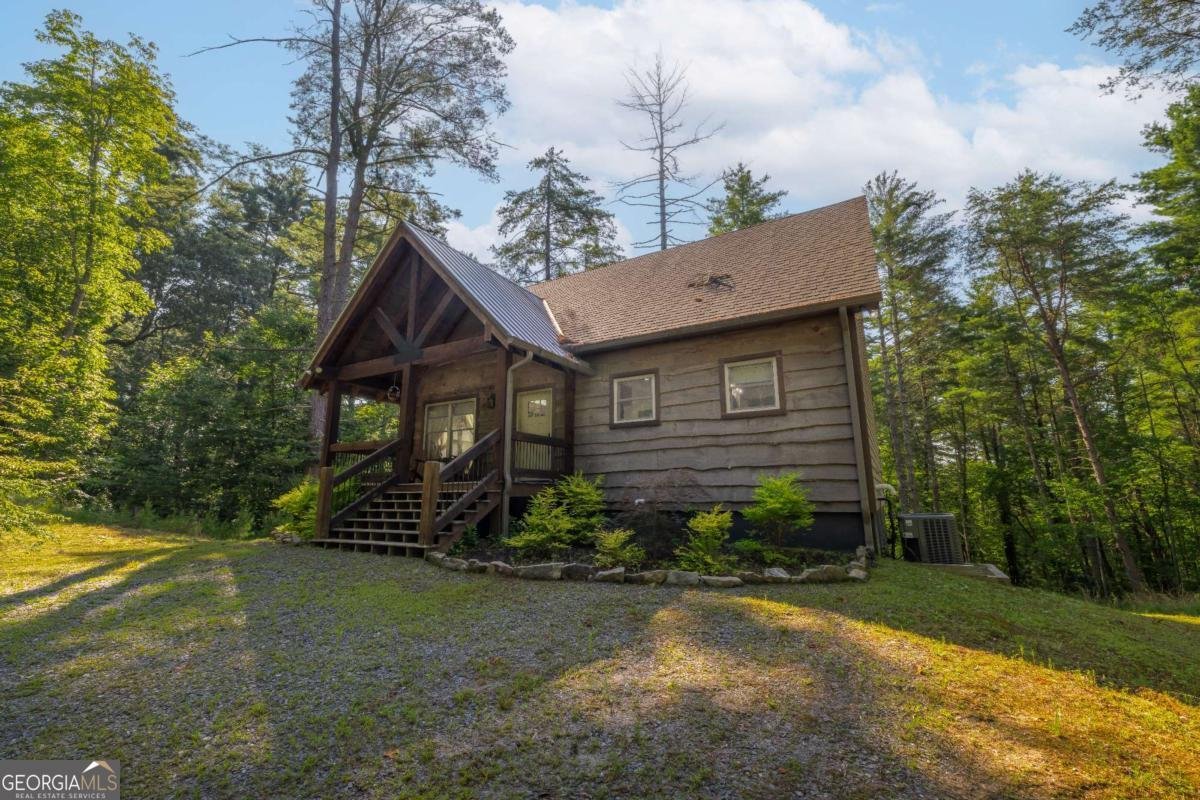 345 Deer Trail Mineral Bluff - 30