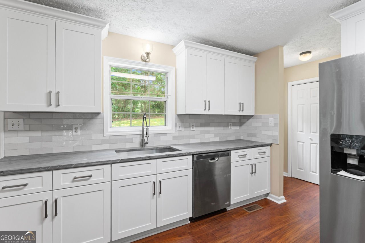 714 Dailey's Creek Drive Drive McDonough - 14