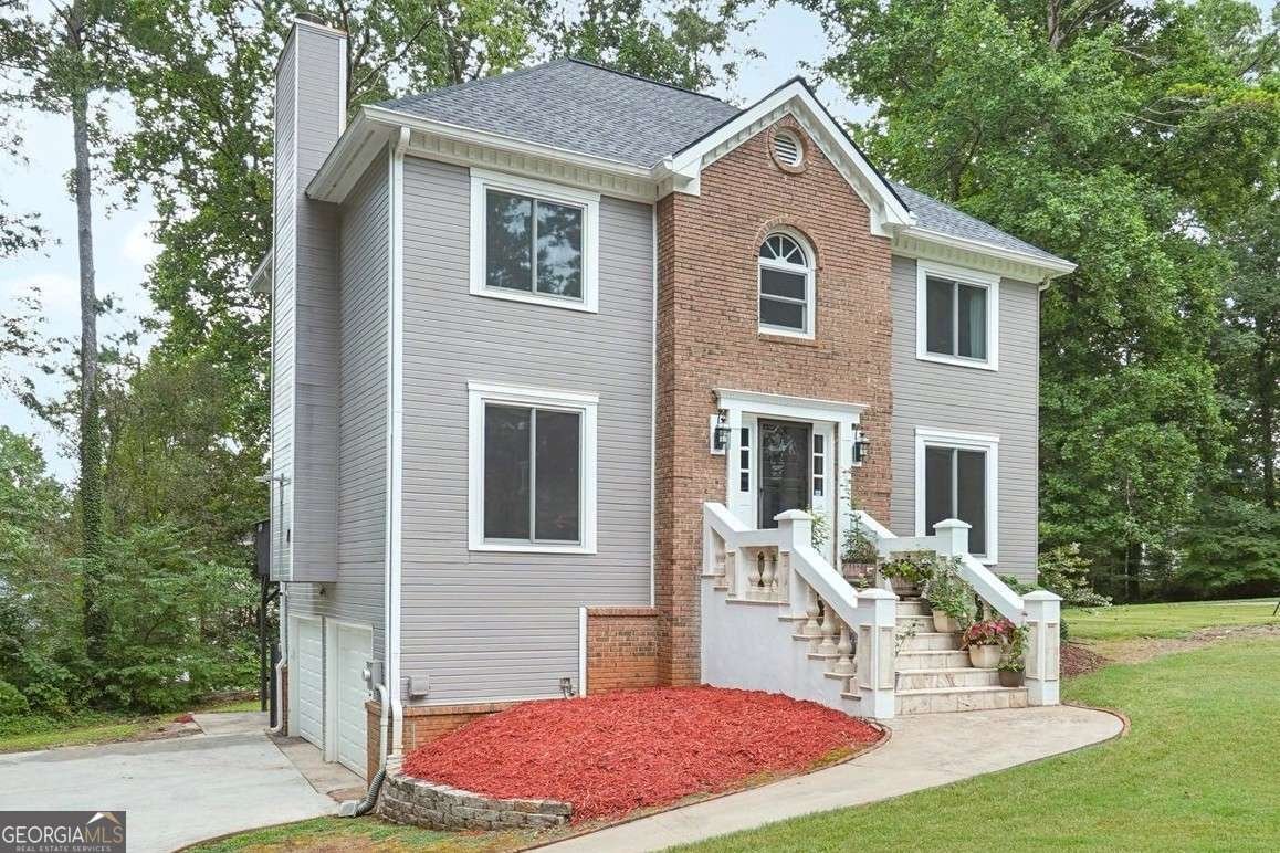 2101 Dawn Court Suwanee - 1