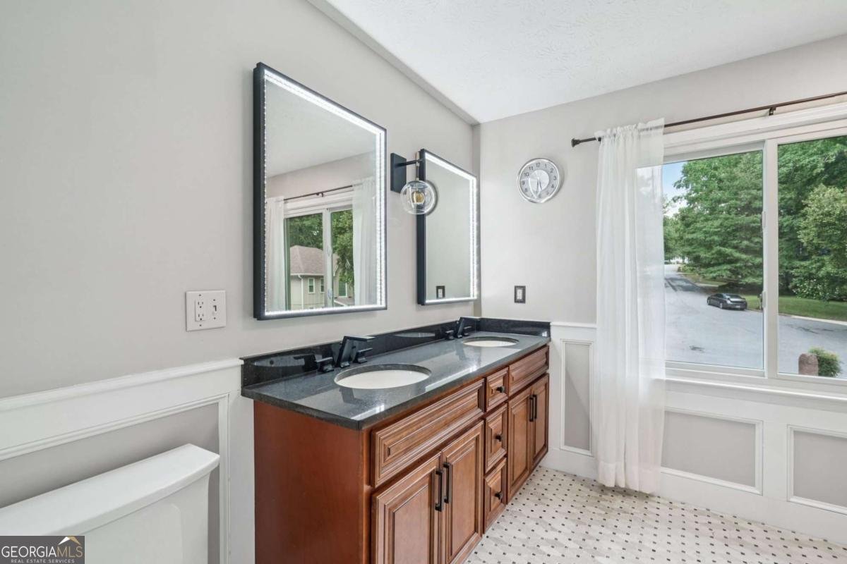 2101 Dawn Court Suwanee - 24