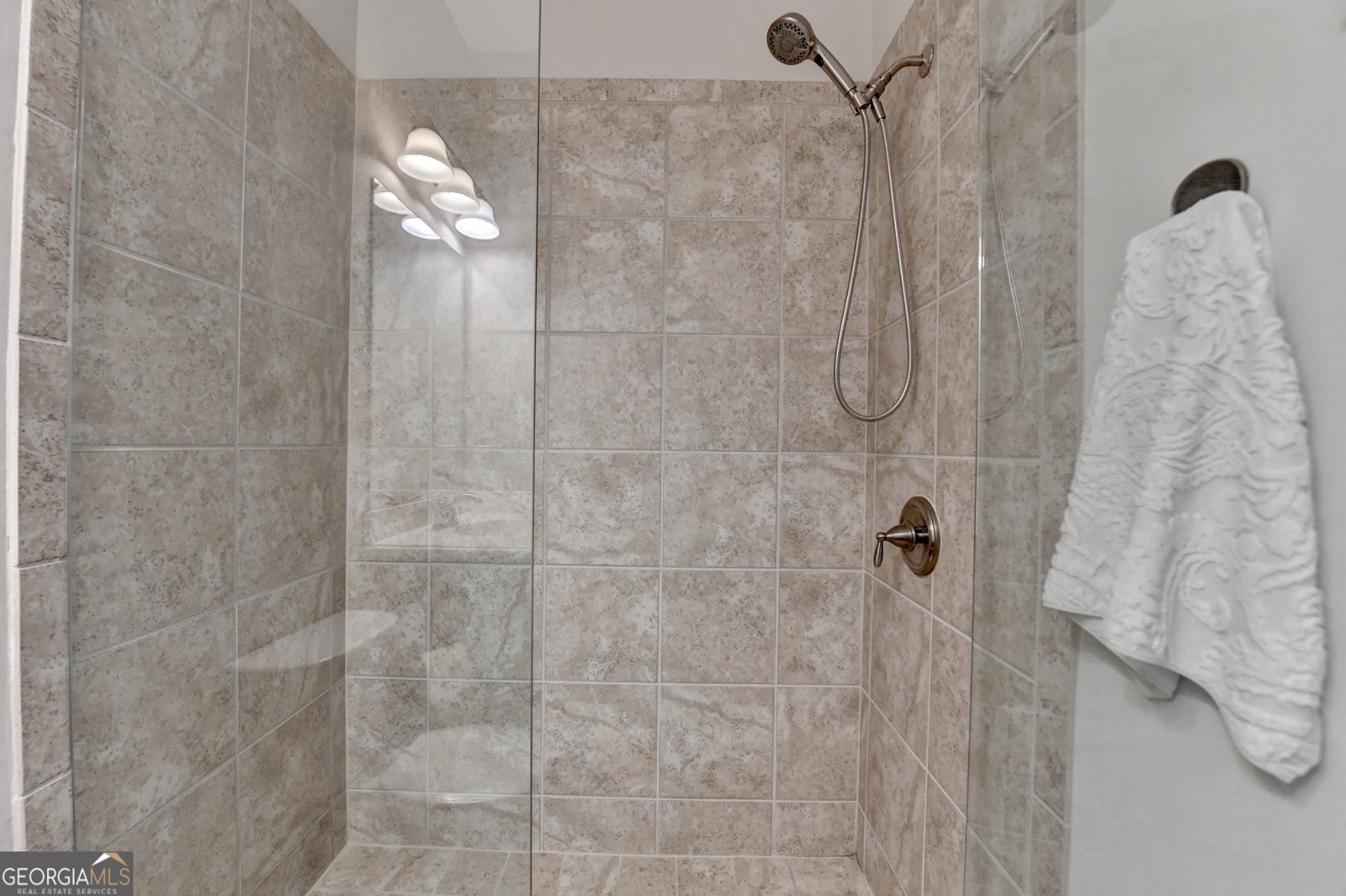 5825 Ballantyne Way Suwanee - 39