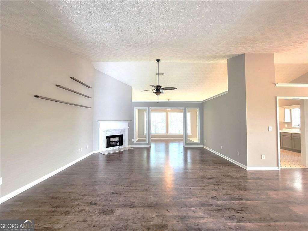 5763 Dexters Mill Buford - 10