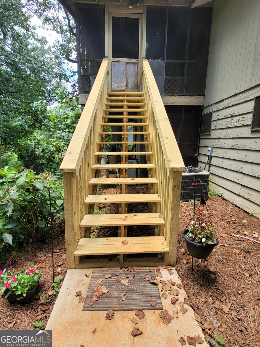 2157 Skyline Drive Gainesville - 43