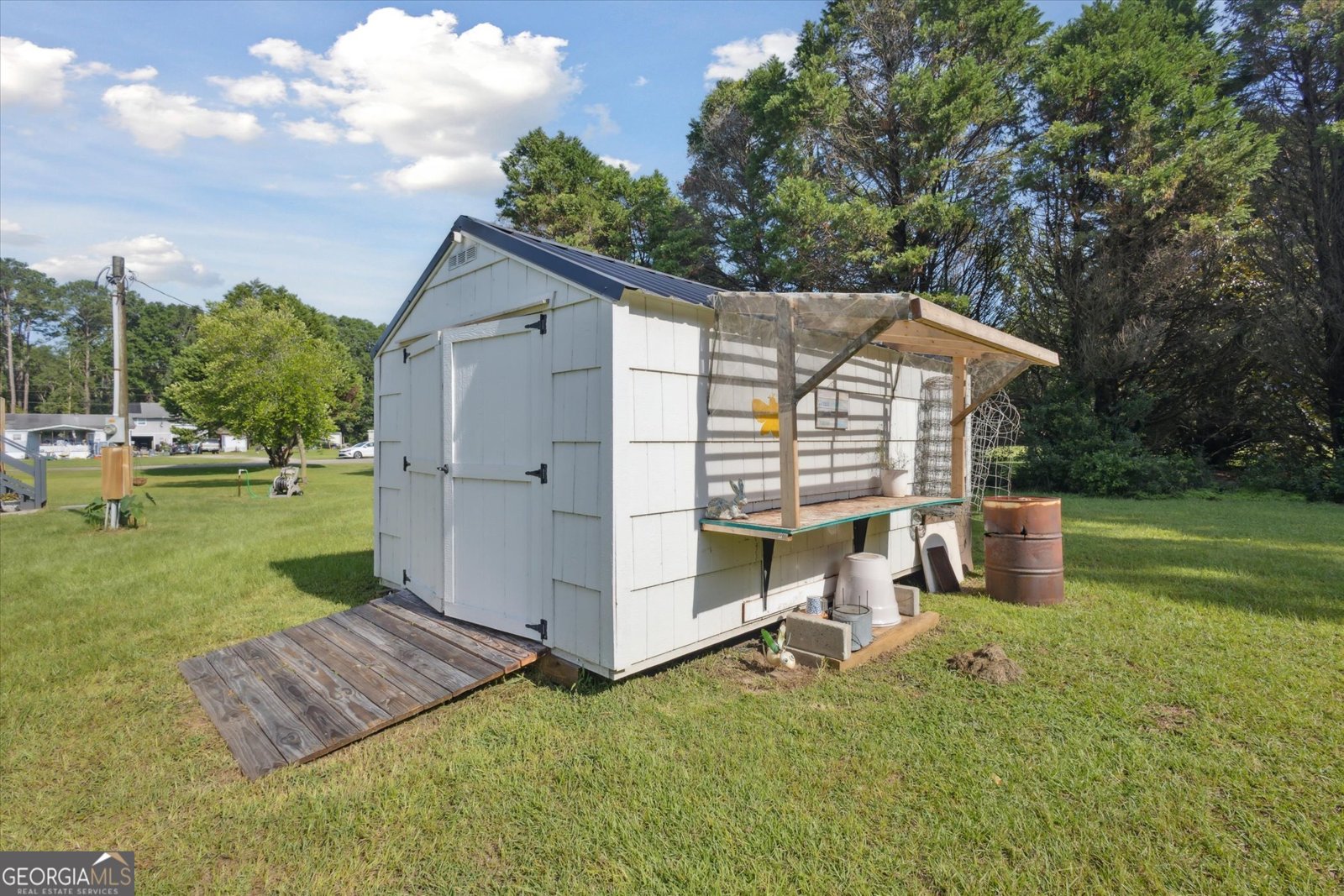 214 Big Bay Boulevard Ellabell - 32