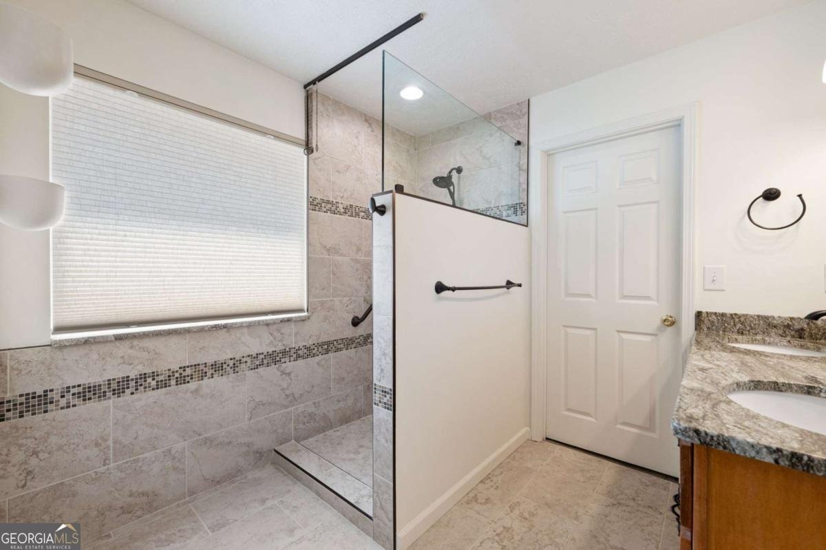 7045 Trellis Court Alpharetta - 25