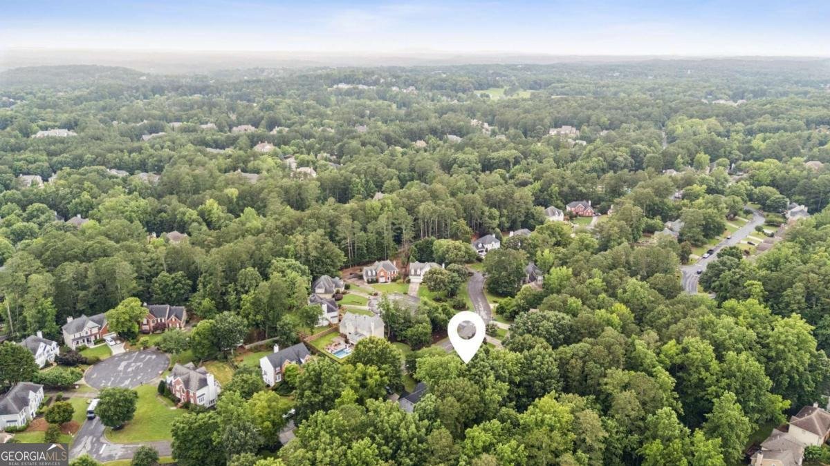 878 Treadstone Overlook Suwanee - 11
