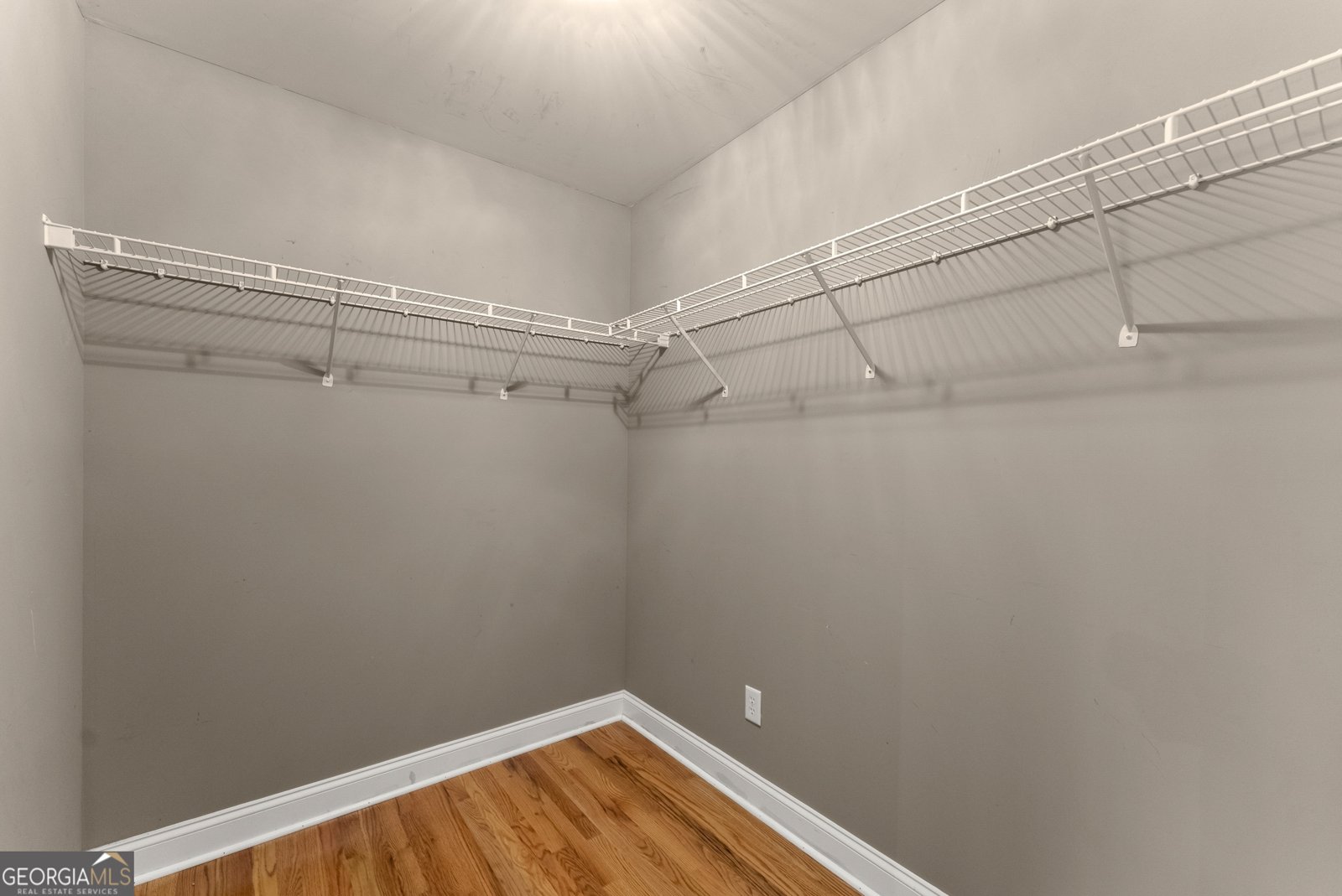 1180 Springdale Road Gainesville - 33