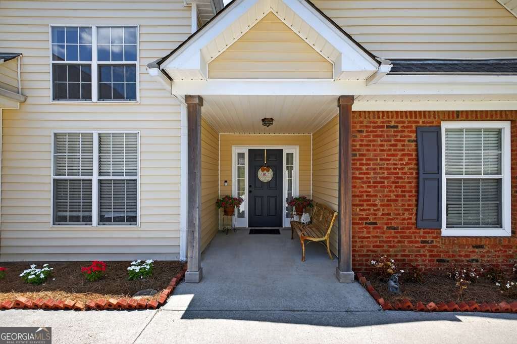 4860 HUNT CLUB Drive Flowery Branch - 4