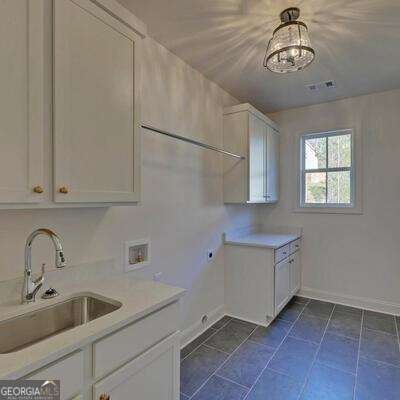 6915 Running Deer Court Flowery Branch - 3