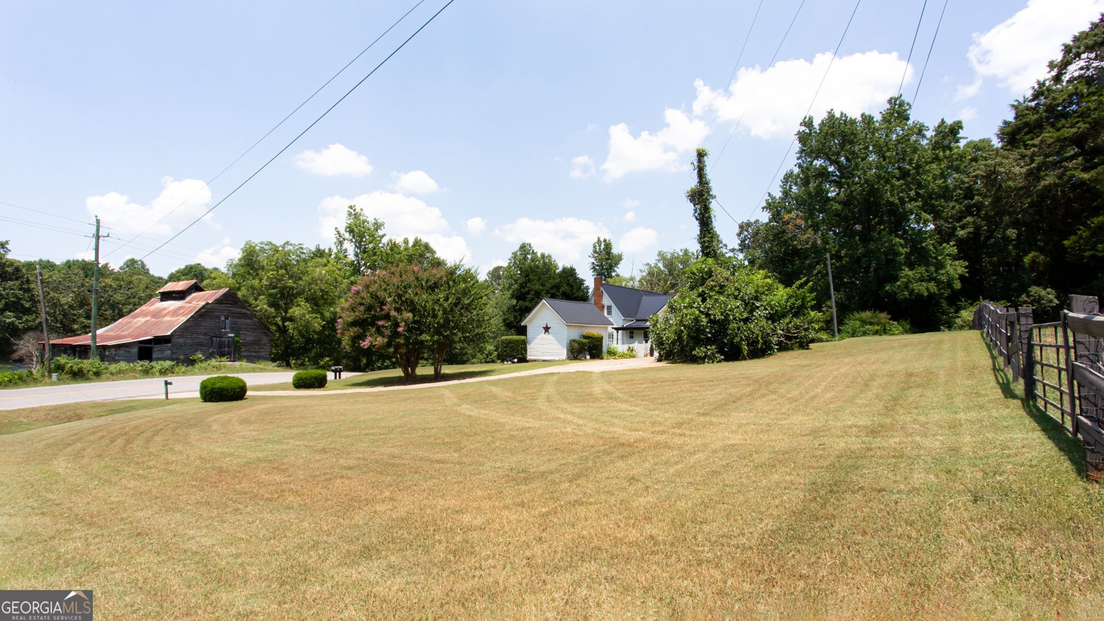 2345 Seagraves Mill Road Hull - 28
