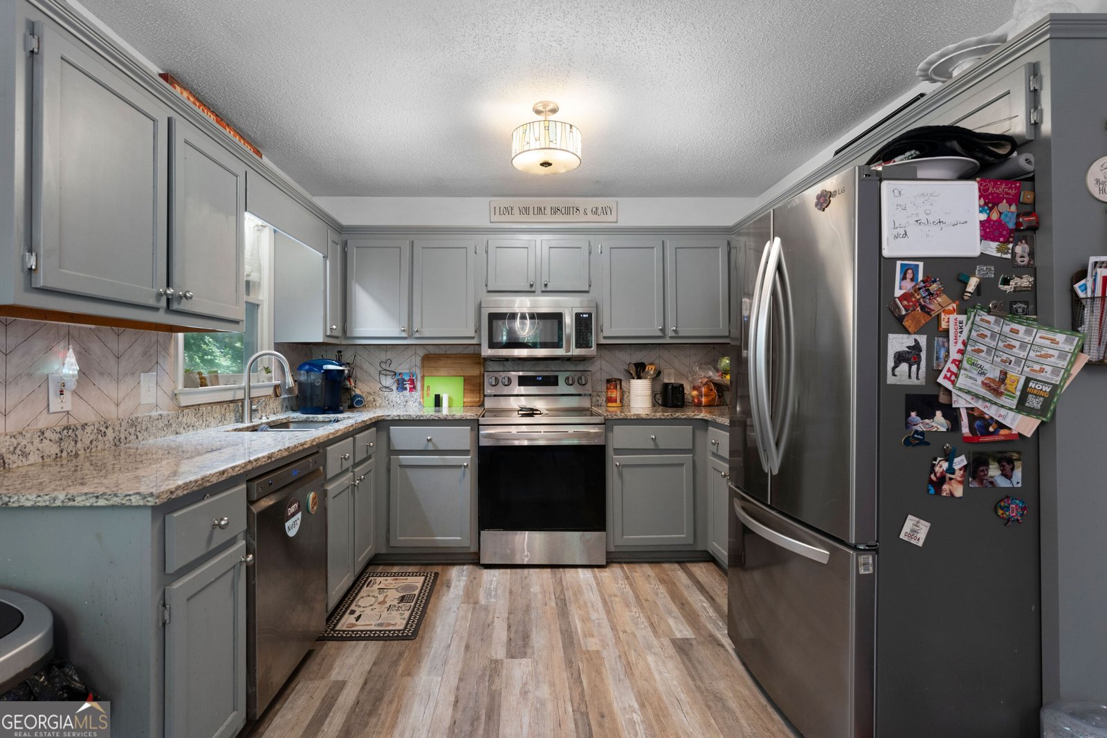 12 Graystone Drive White - 3
