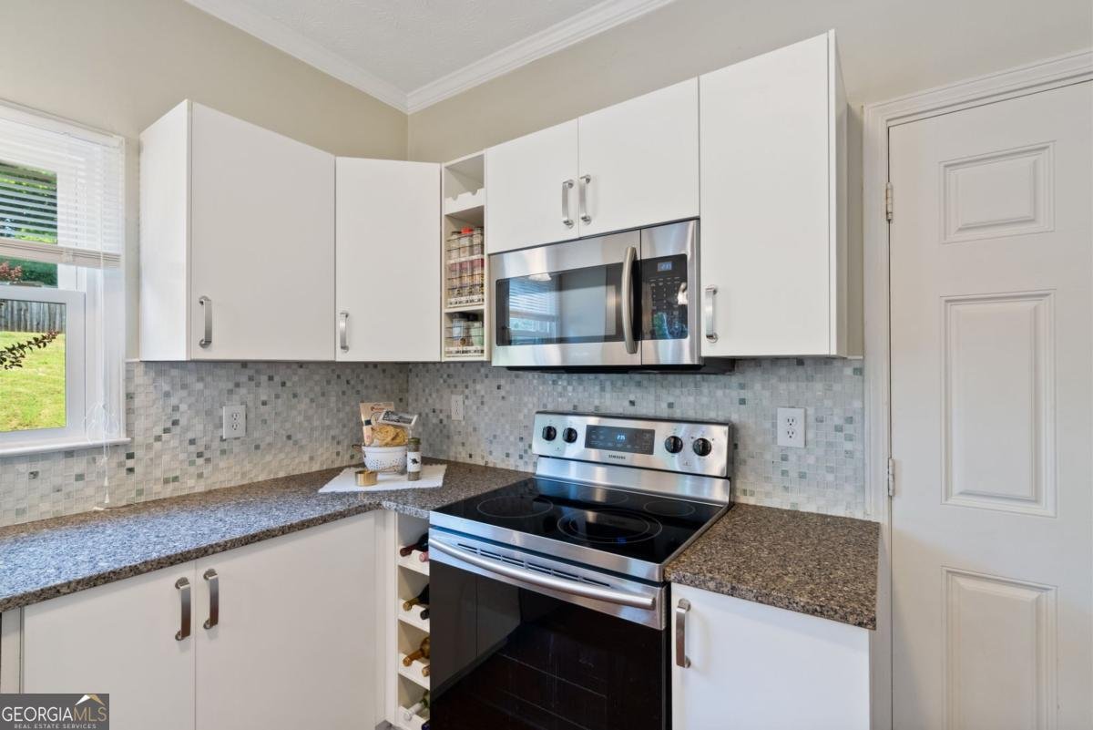 1668 Stony Creek Way Lilburn - 2