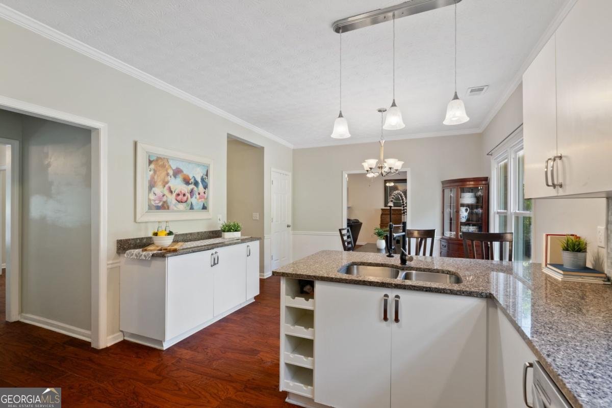 1668 Stony Creek Way Lilburn - 3