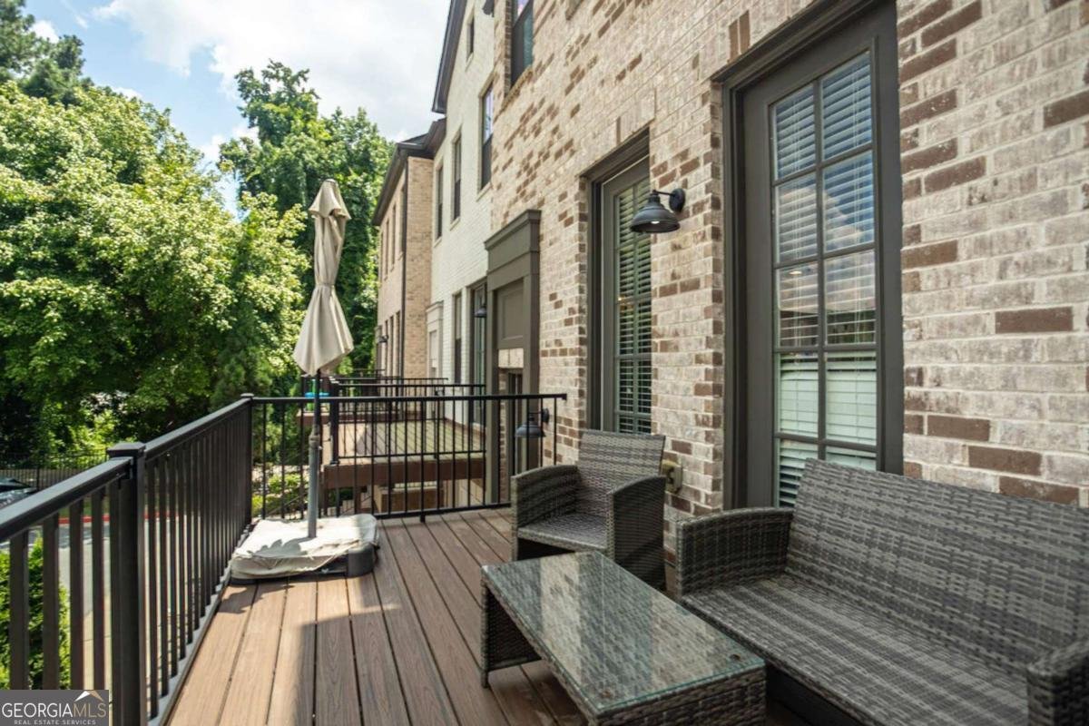 4141 Wisconsin Drive Dunwoody - 40