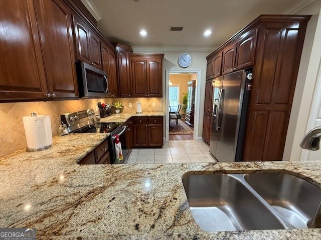 744 Sandy Bottom Drive Lake Park - 11