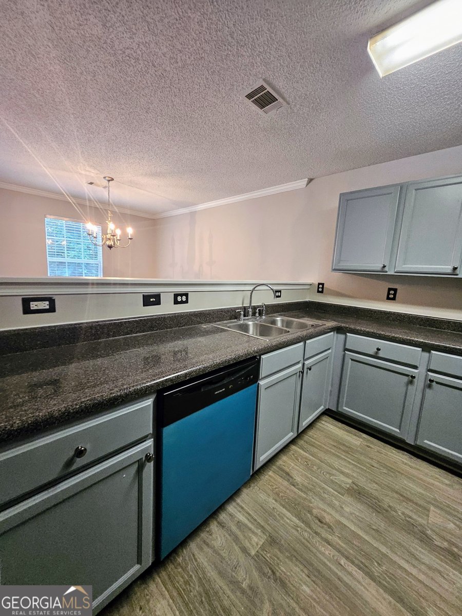 675 BARSHAY Covington - 7