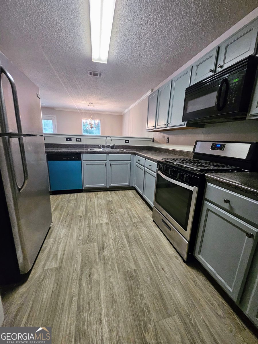 675 BARSHAY Covington - 8