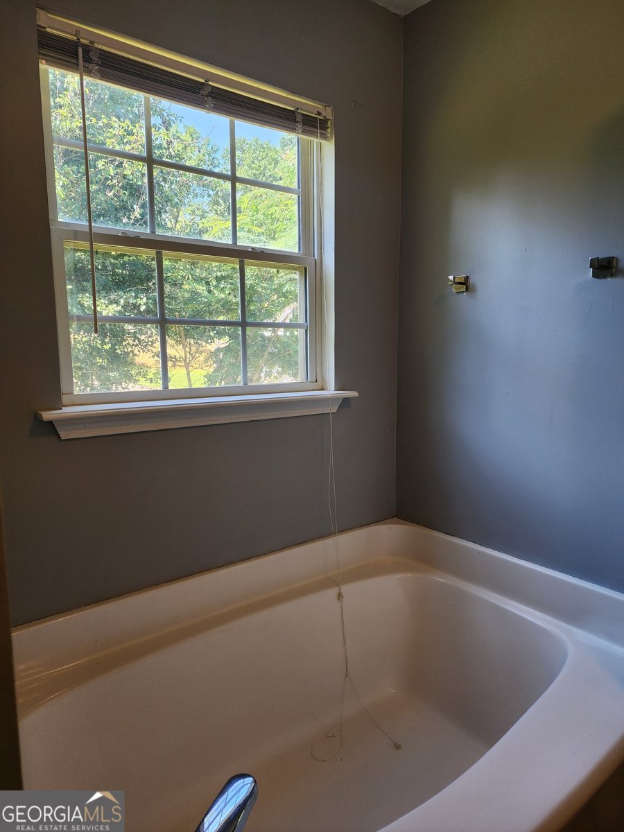 309 Lynn Drive Covington - 15